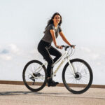 A28250 700Cx35 Road Bike With Aluminum Alloy Wheels, 21-Speed Gear System, Disc Brakes, Wide Tires Ideal For Urban Commuting And Student Transportation - Image 3